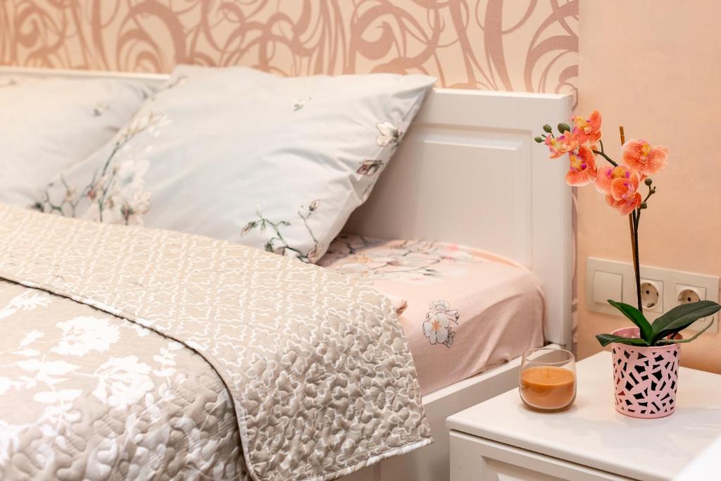 Delicate Lviv Apartment photo 1