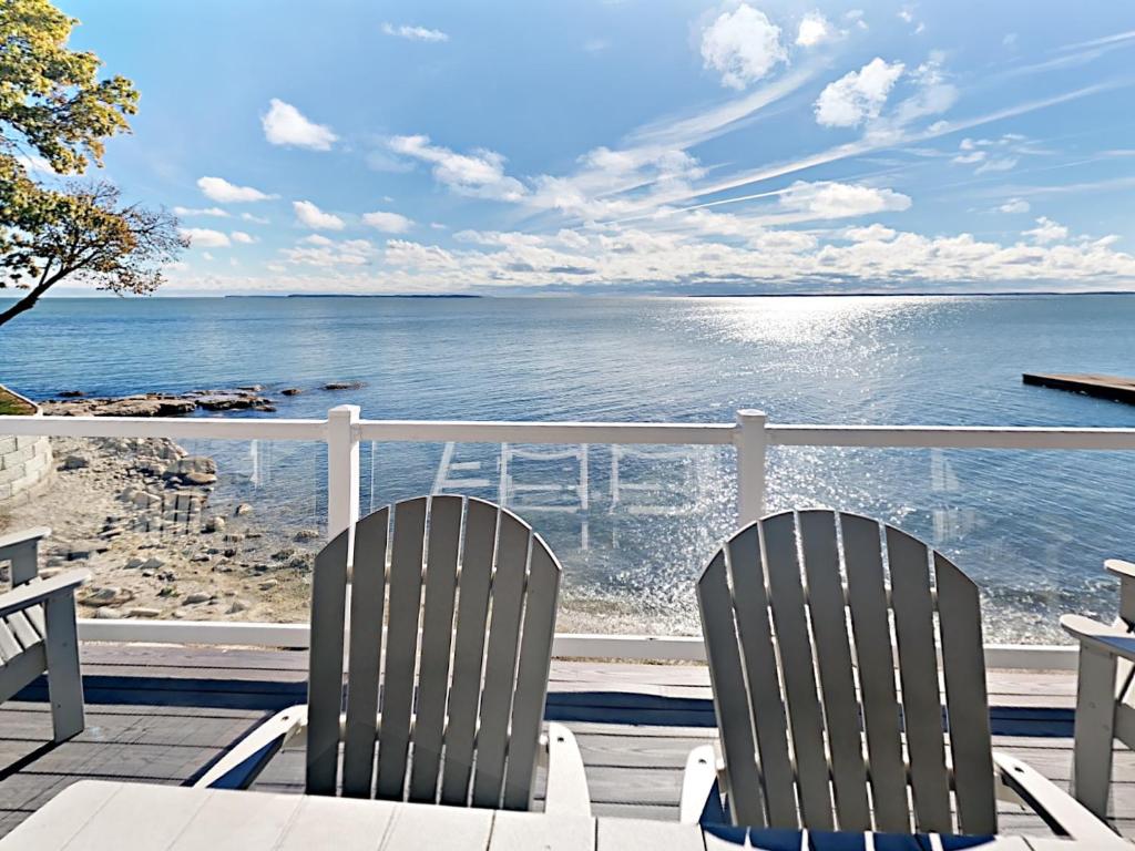 Put-in-Bay Waterfront Condo #111 image