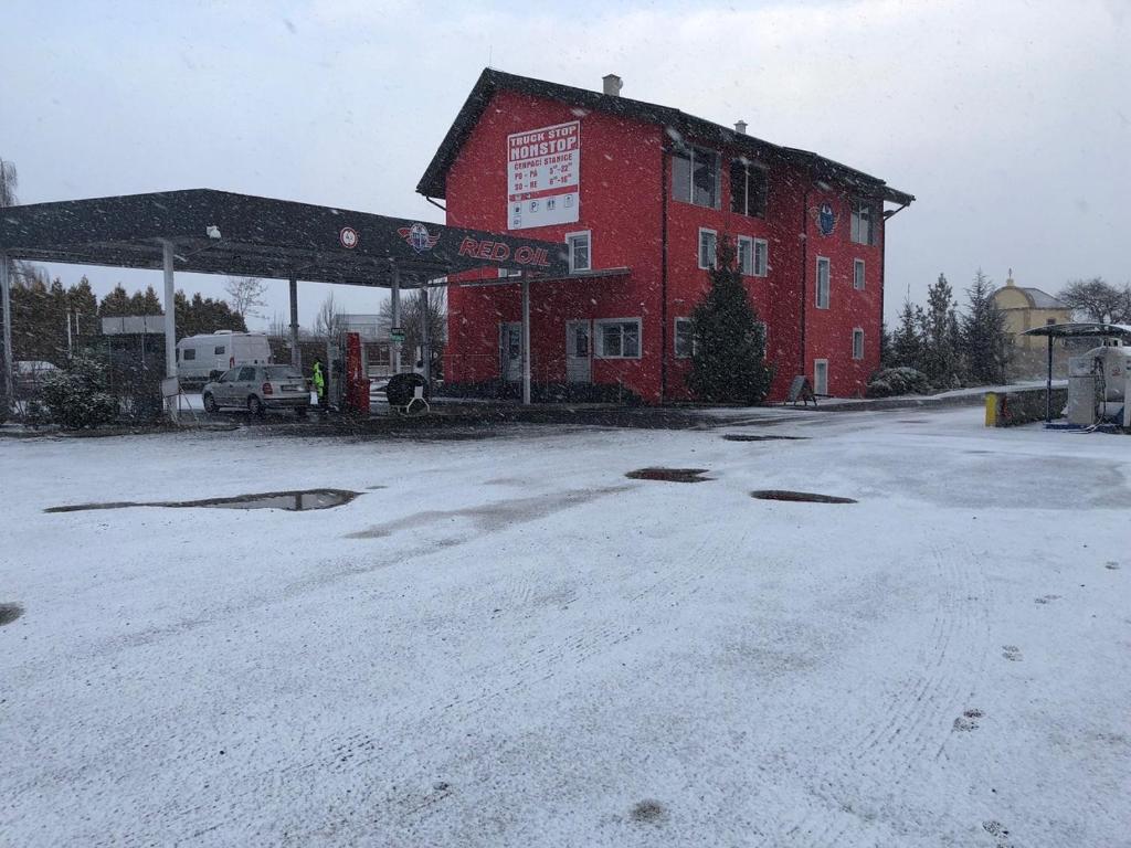 Motel Red Oil photo 4