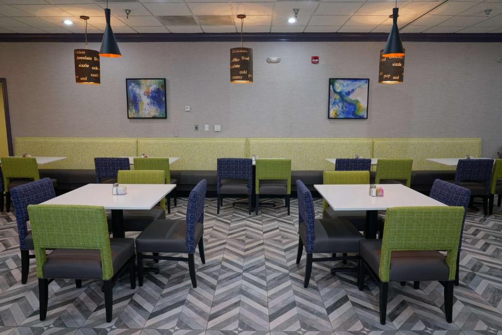 Best Western Plus Morristown Conference Center photo 4