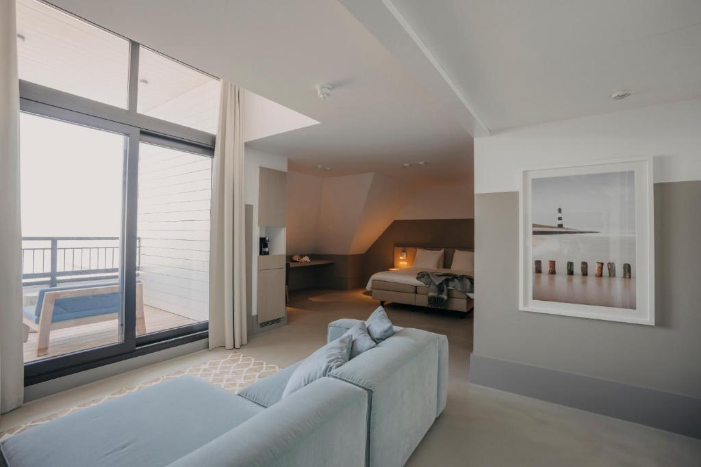Strandhotel photo 1