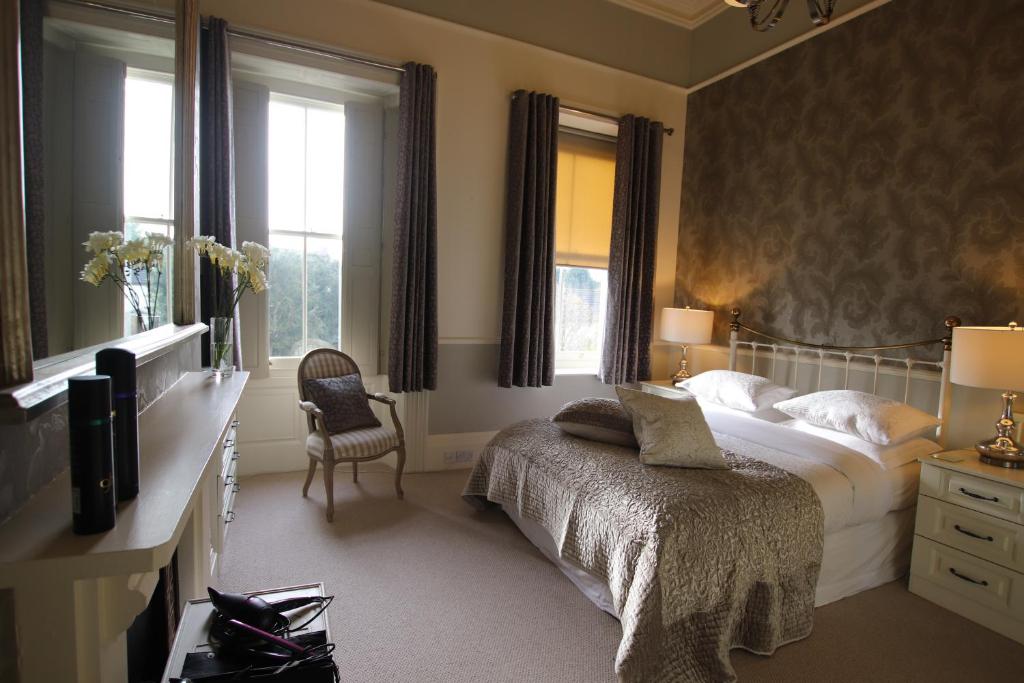 The Dower House Apartments - Tap to explore photos