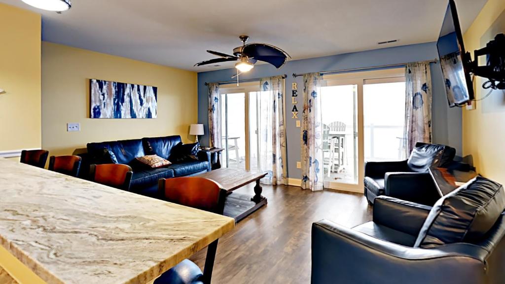 Put-in-Bay Waterfront Condo #211 image