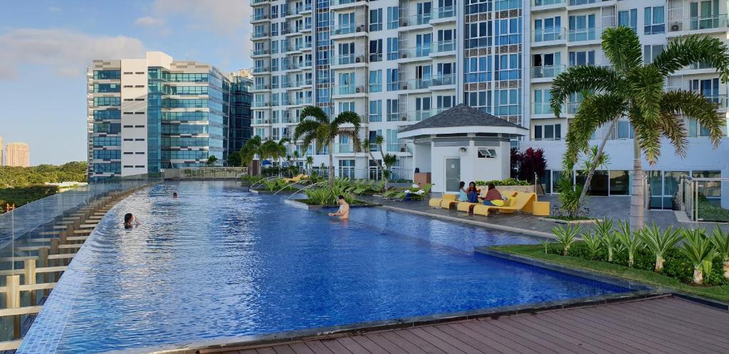 Apartment Sea View at Mactan Newtown photo 2