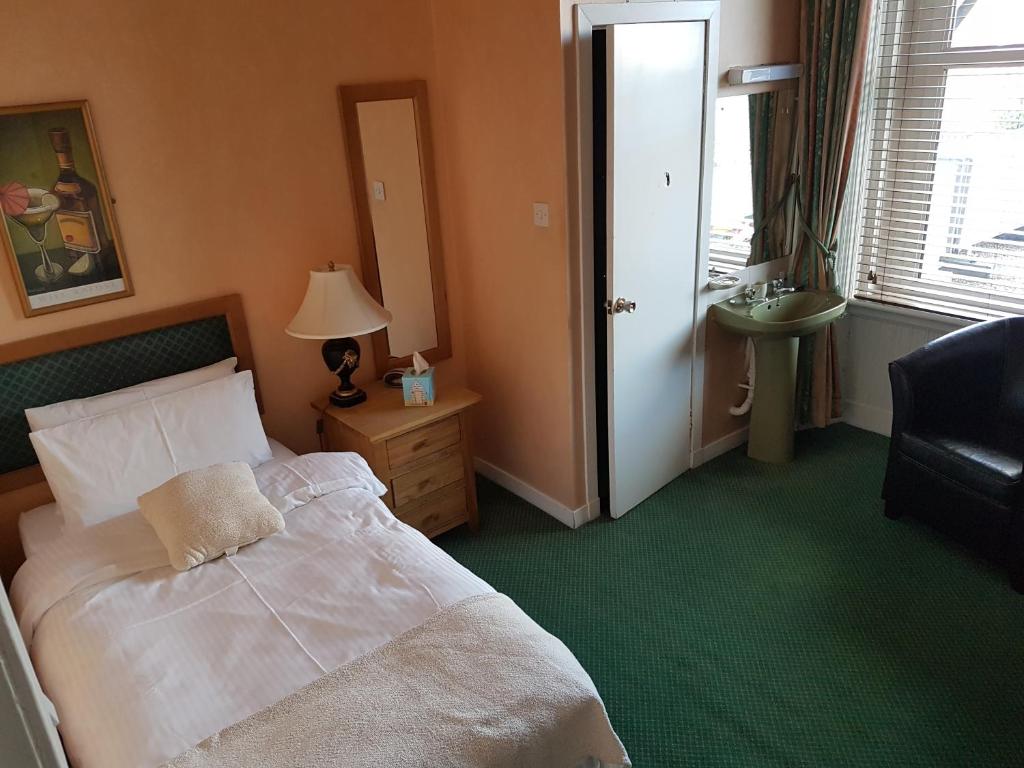 Inn At The Park Hotel photo 4