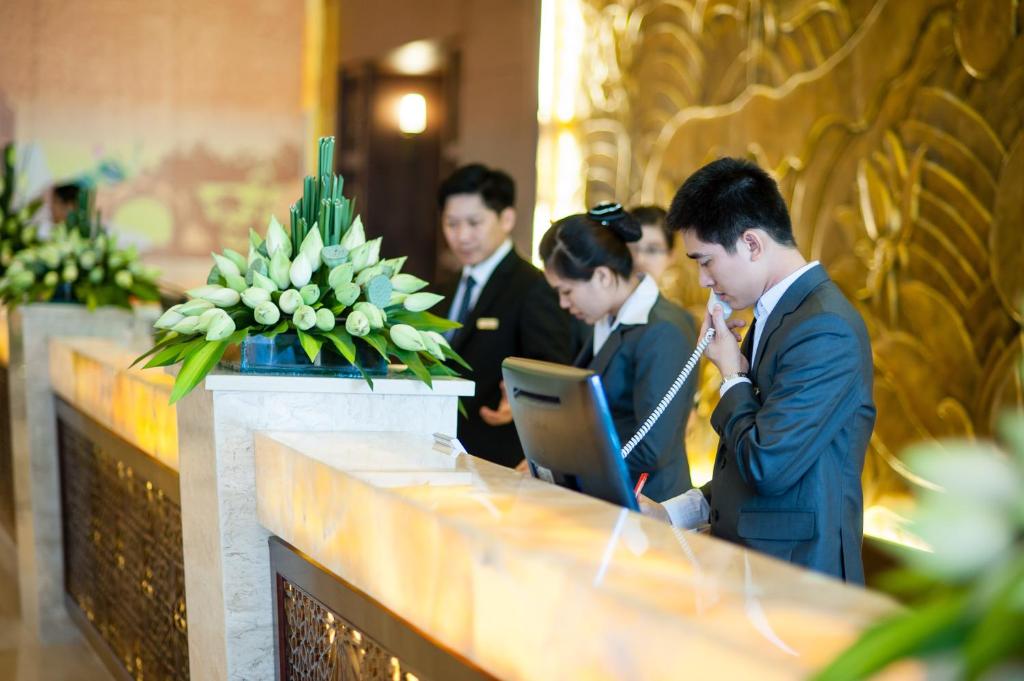 Muong Thanh Luxury Song Lam Hotel