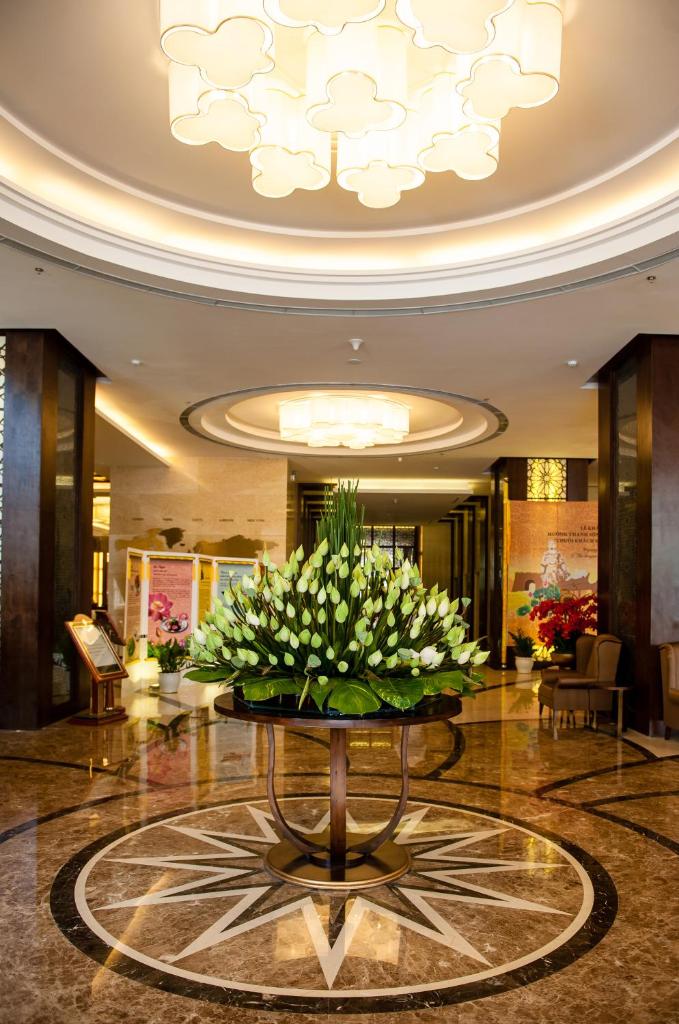 Muong Thanh Luxury Song Lam Hotel