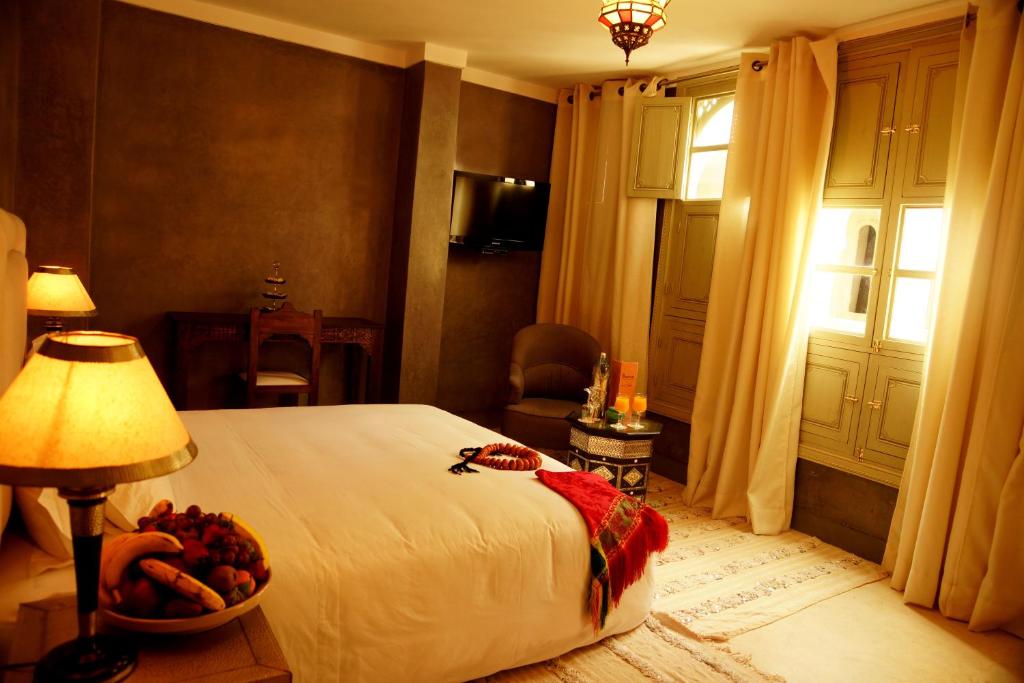 Двухместный (Улучшенный двухместный номер с 1 кроватью), Riad Shama Suites & Spa