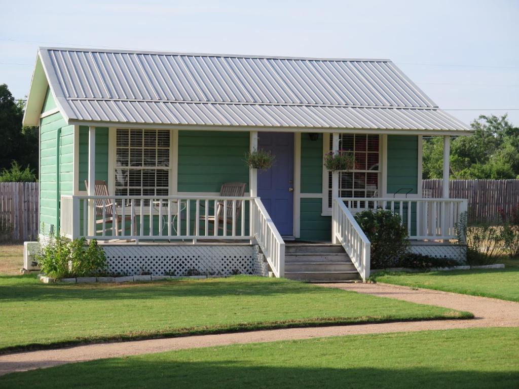Yellow House B&B photo 4