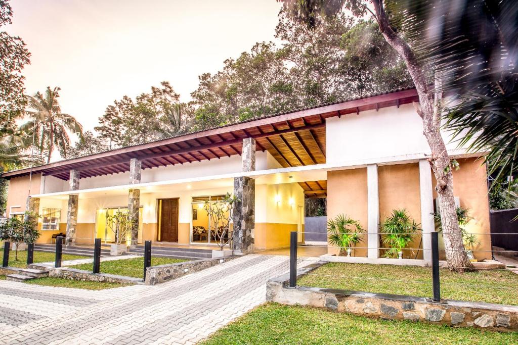 Temple Pond Villa Colombo photo 1
