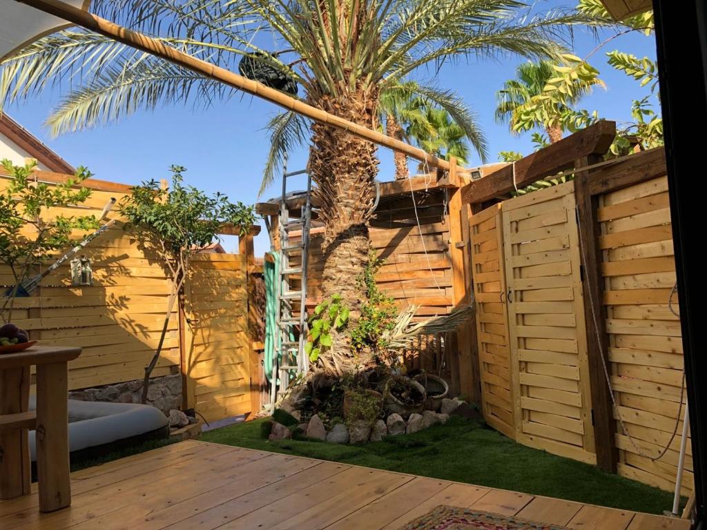 A secret Oasis photo 1