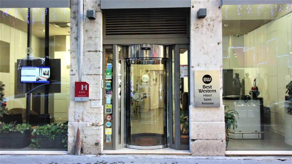 Best Western Hotel Saint Antoine - Tap to explore photos