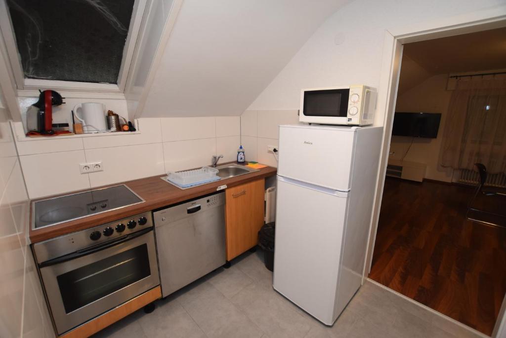 Apartment Ostfildern-Nellingen II photo 4