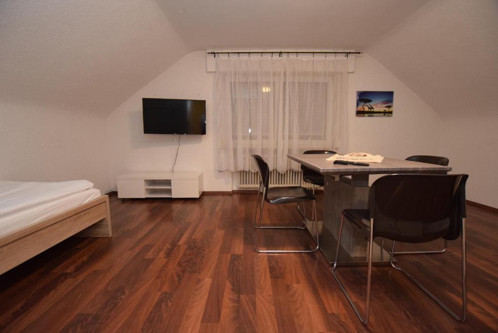 Apartment Ostfildern-Nellingen II photo 1