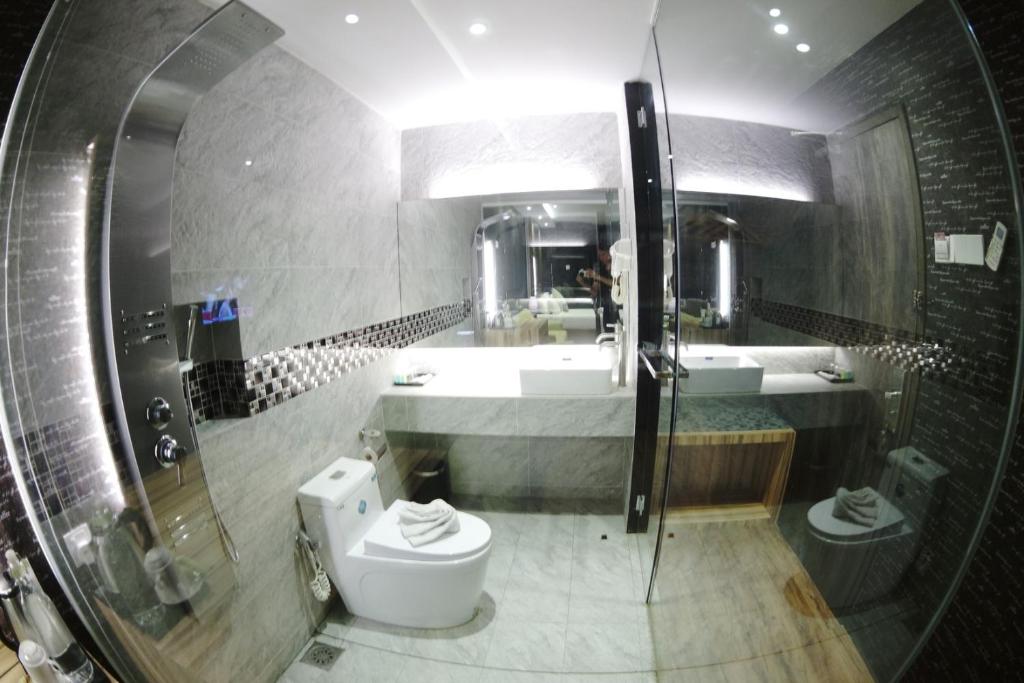 Here Hotel photo 4