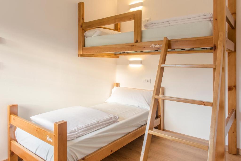 Albergue "La Yalga" photo 1