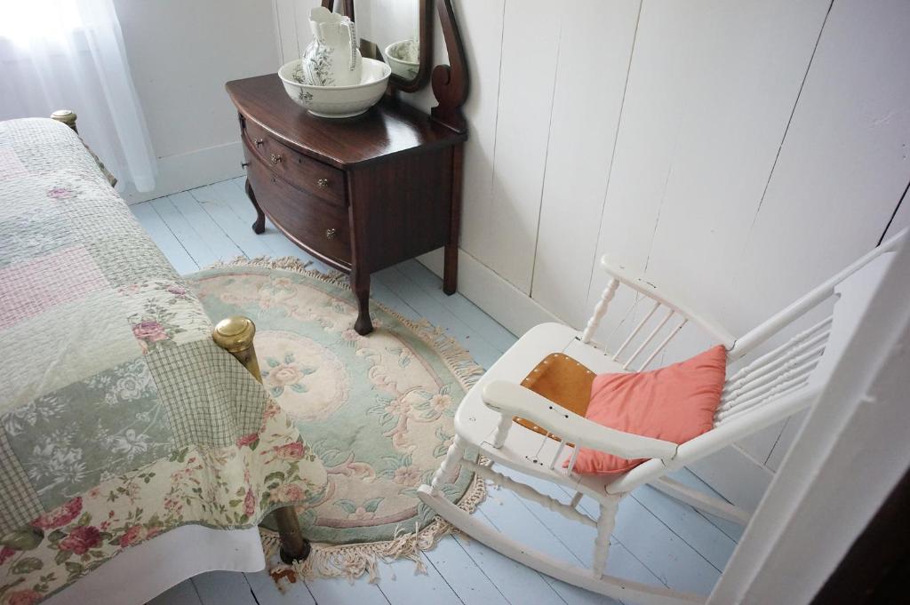 Maggie's Place on the Cabot Trail photo 2