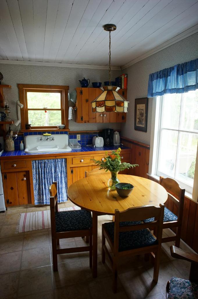 Maggie's Place on the Cabot Trail photo 1