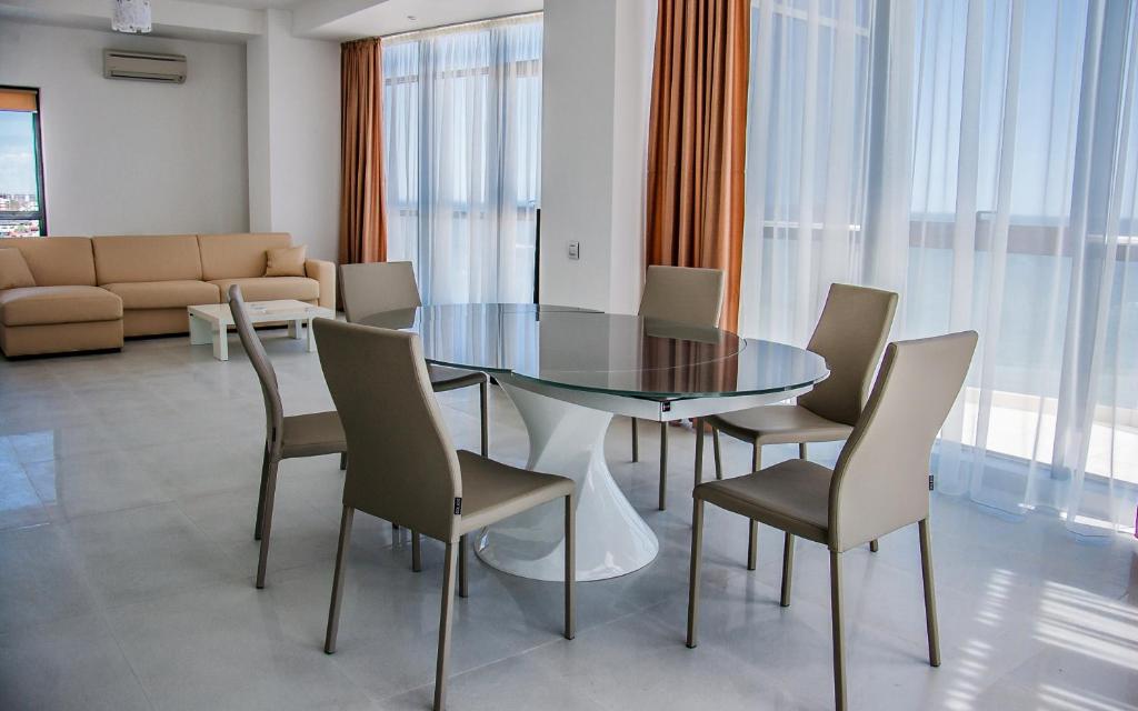 Апартаменты (Апартаменты с 2 спальнями и видом на море), Riviera Residence Apartments