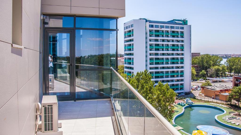 Апартаменты (Апартаменты с 2 спальнями и частичным видом на море), Riviera Residence Apartments