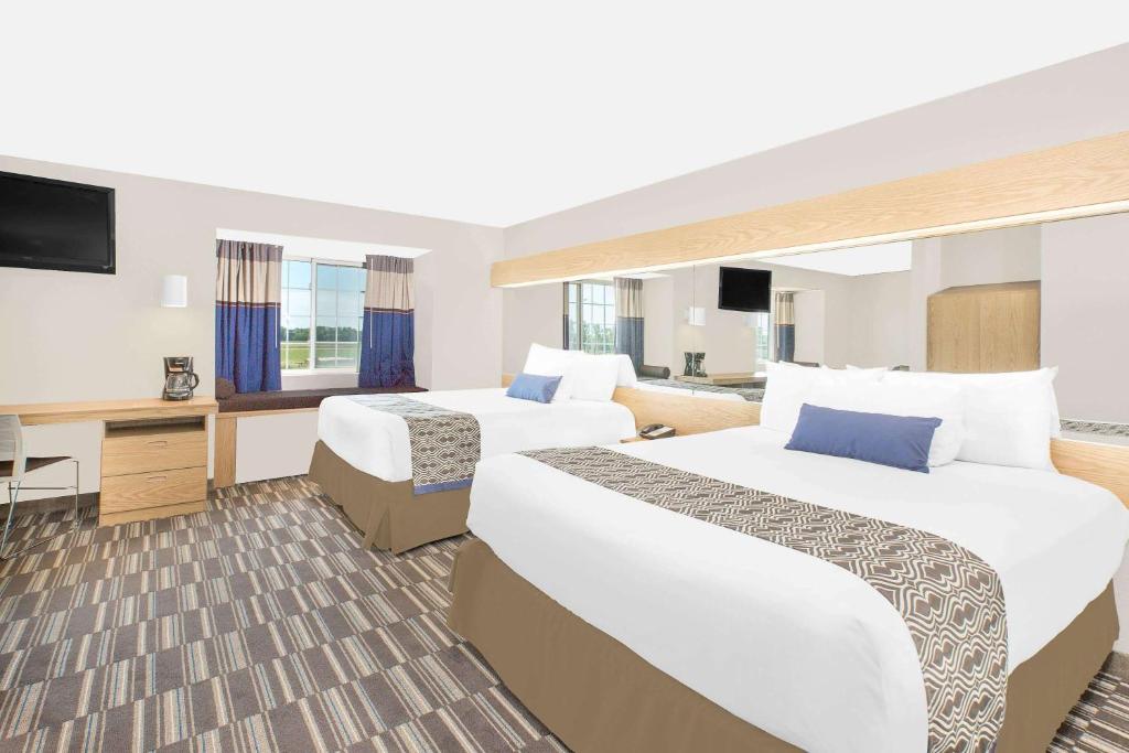 MICROTEL Inn and Suites - Ames photo 1