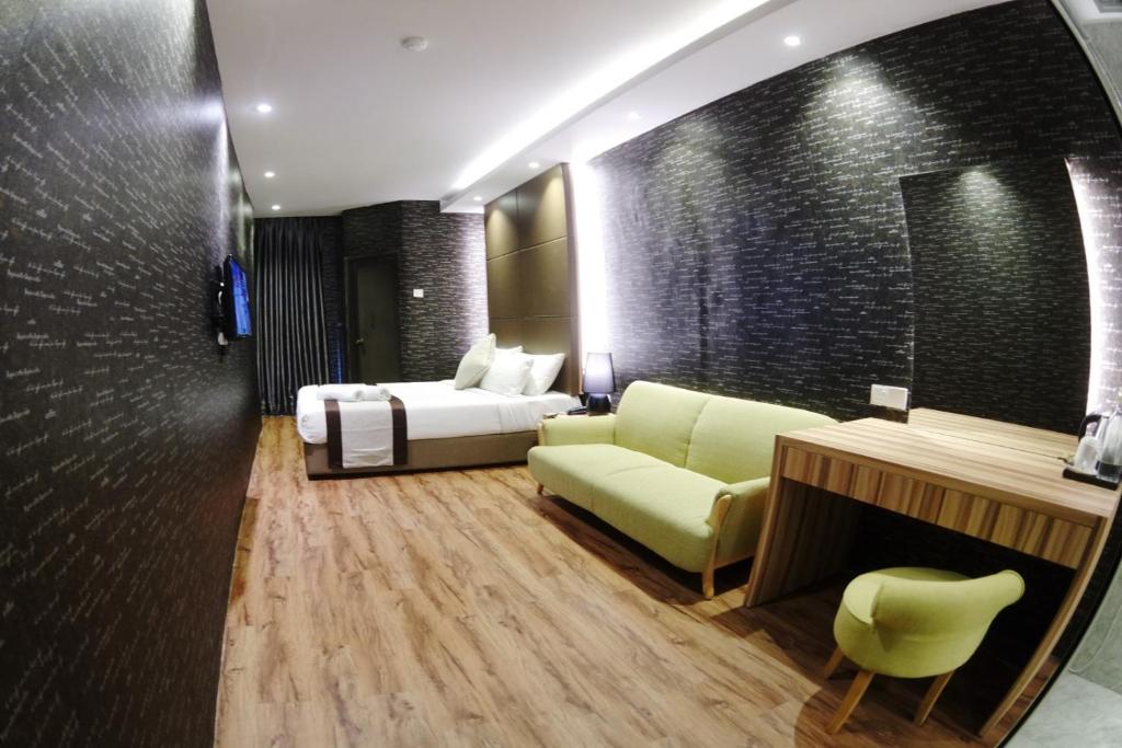 Here Hotel photo 2