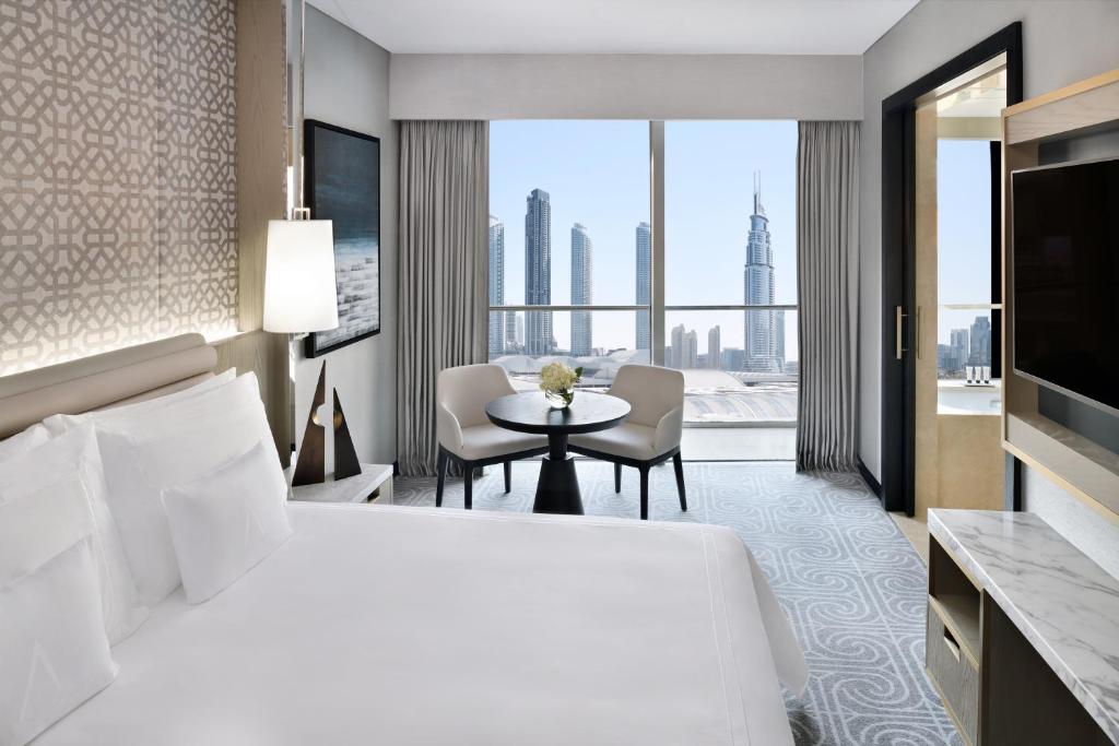 Двухместный (Deluxe Room with AED 200 Hotel Credit), Отель Address Dubai Mall