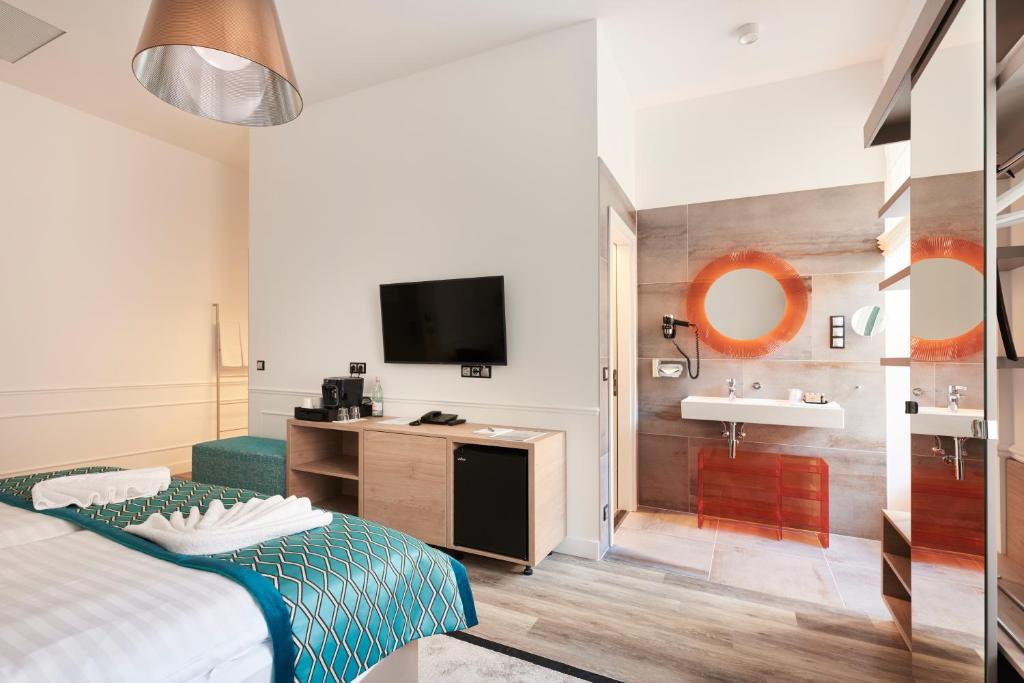 Двухместный (Улучшенный двухместный номер с 1 кроватью), Boutique Residence Budapest