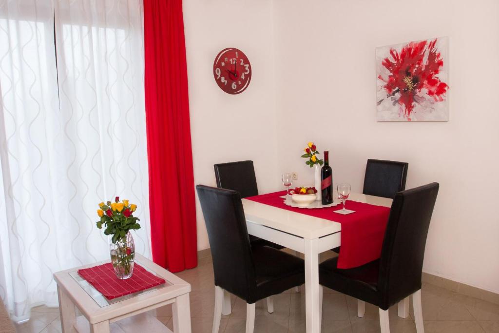 Apartments Leo photo 4