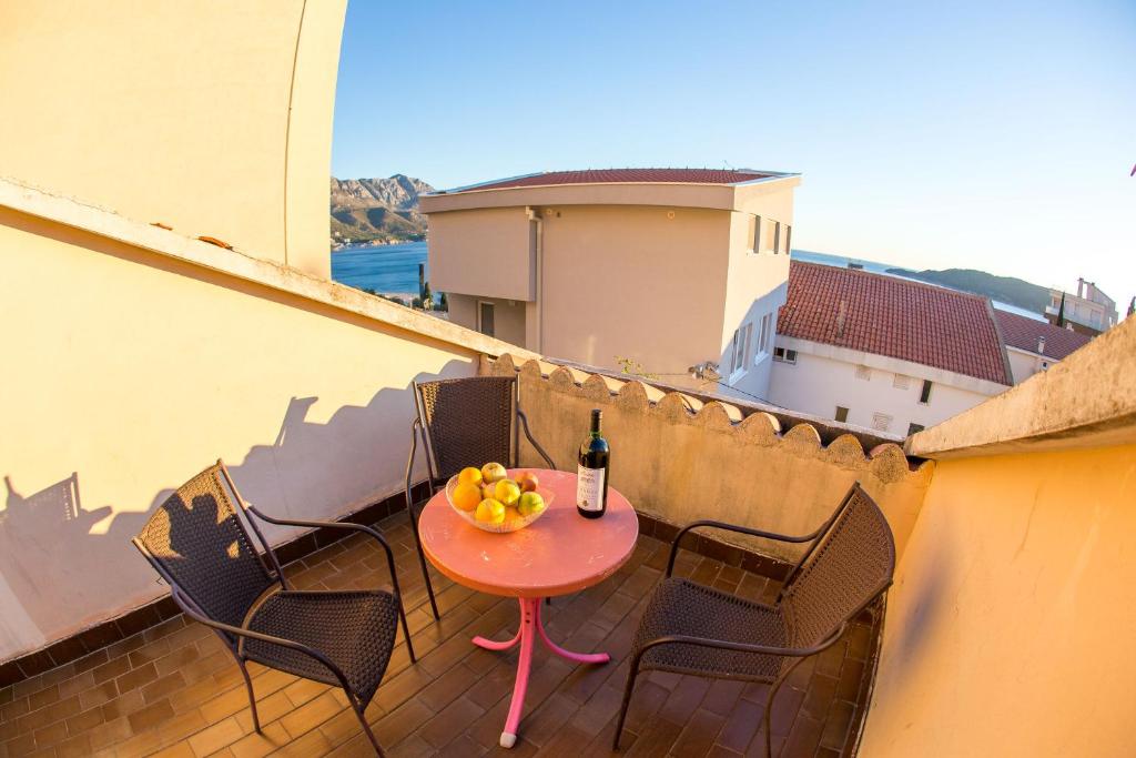 Трехместный (Стандартный трехместный номер), Guest House Lotos