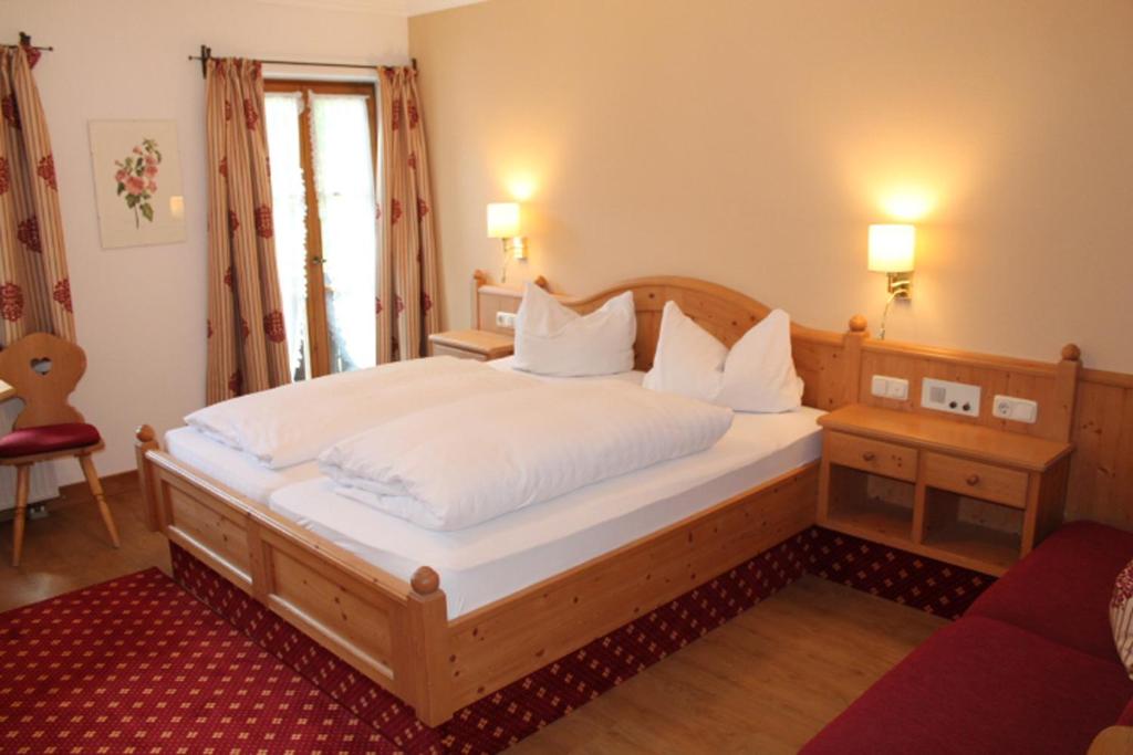 Hotel zur Post photo 2