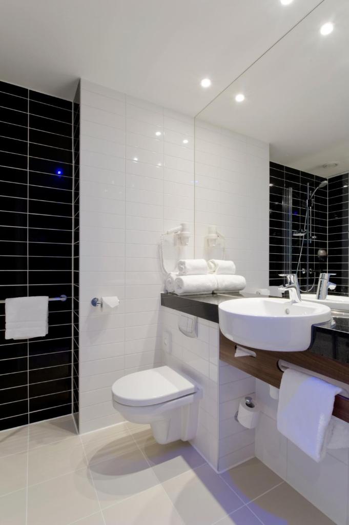 Holiday Inn Express Amsterdam - South, an IHG Hotel photo 4