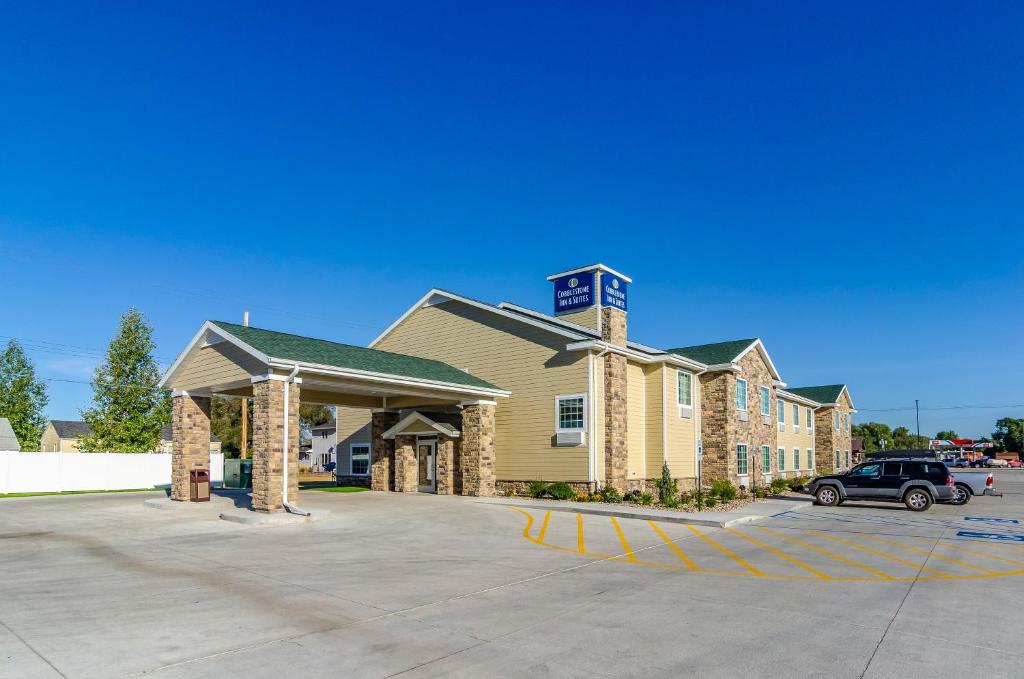 Cobblestone Inn & Suites - Bridgeport image