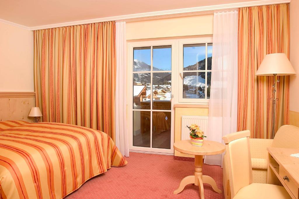 Hotel Sportalm photo 2