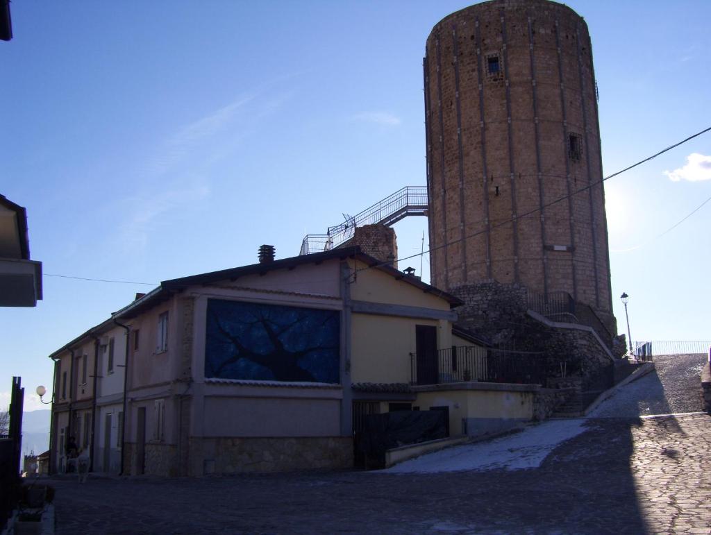 LITTLE TOWER photo 2