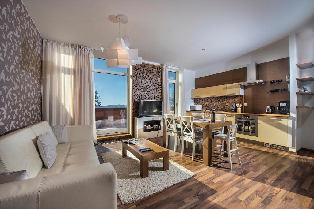 Family Apartment, Apartment House Oliver