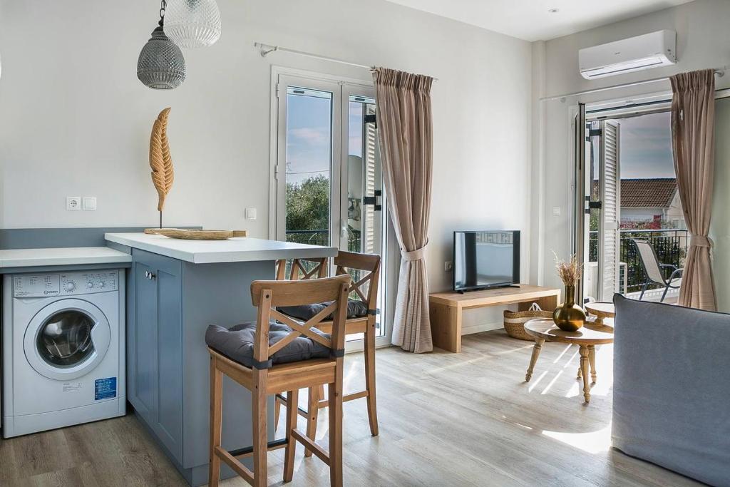 Julia's Luxury Suites, Cephallonia near Argostoli photo 4