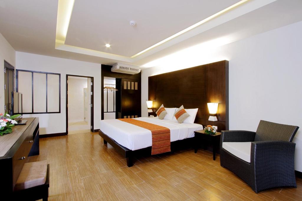 Сьюит (Люкс с 1 спальней), Kata Sea Breeze Resort