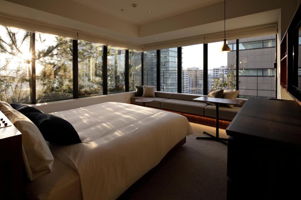 Hamacho Hotel Tokyo Nihonbashi Room Type - Corner Double Room