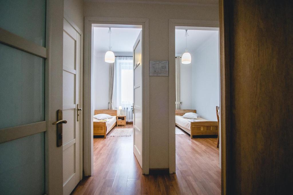 Одноместный (Одноместный номер с общей ванной комнатой), Kauno Arkivyskupijos Guest House