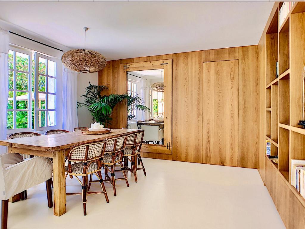 Villa Riviera photo 1