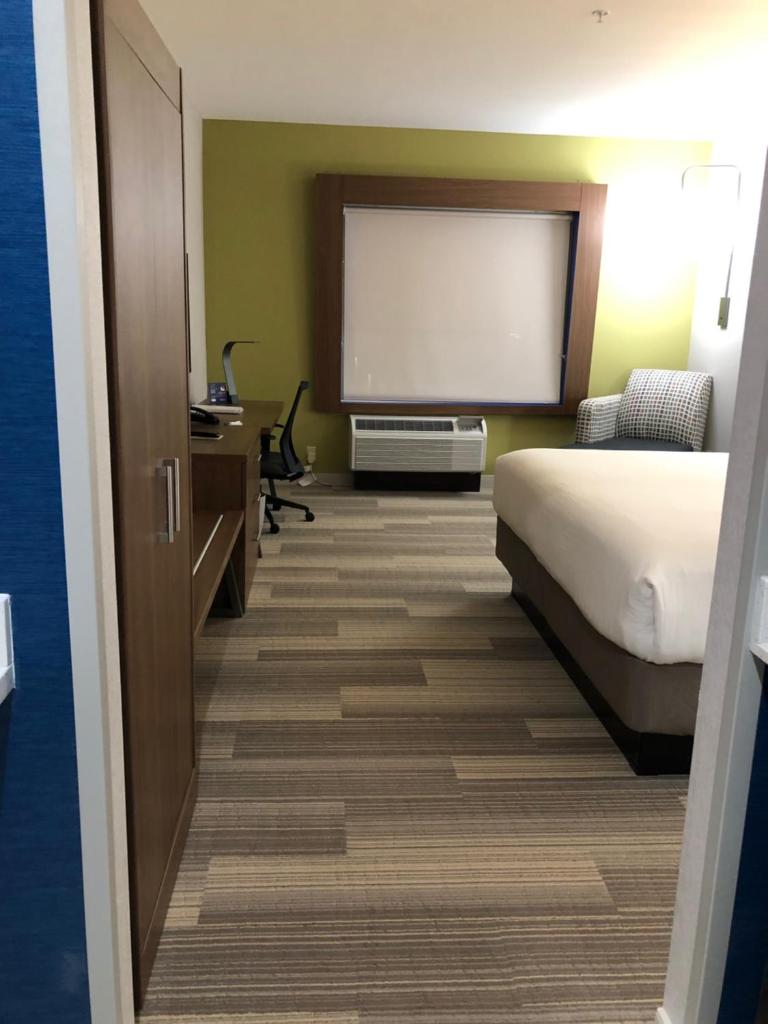 Holiday Inn Express & Suites - McAllen - Medical Center Area, an IHG Hotel photo 1