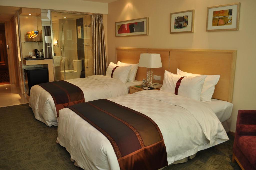 Двухместный (Superior Double Room-smoking), Ramada Plaza Shenyang City Center