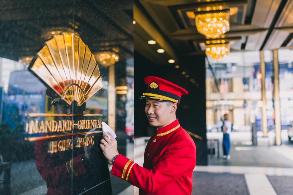 Mandarin Oriental, Hong Kong photo 2