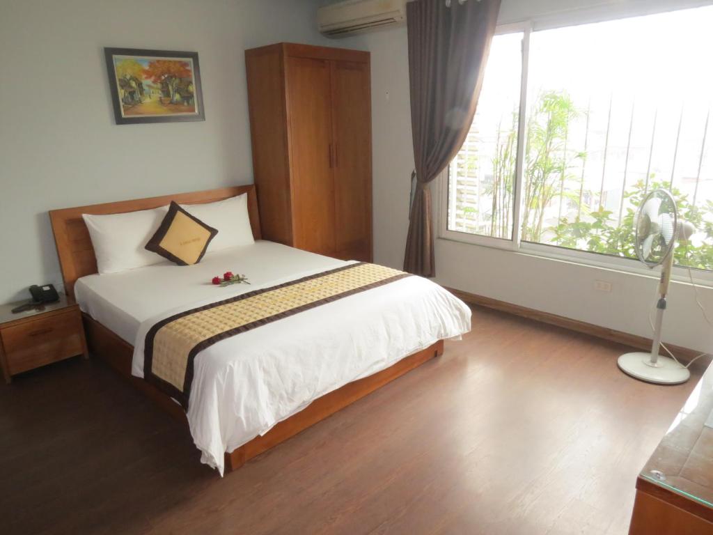 Двухместный (Номер Делюкс (для 2 взрослых и 1 ребенка)), Green Hotel