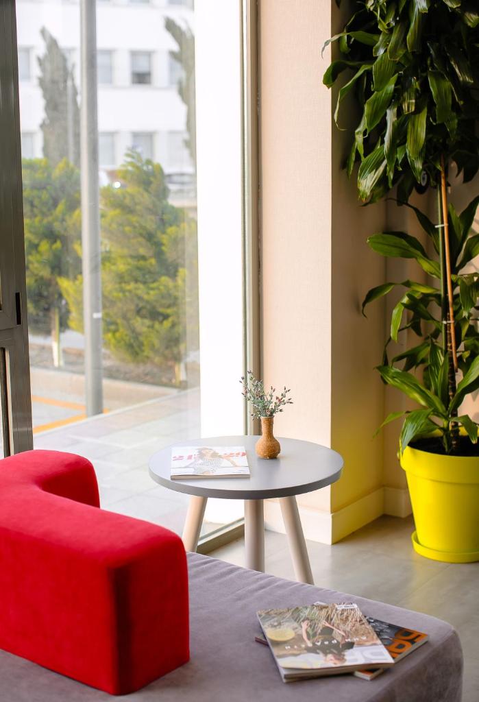 HomeBridge Hotel Apartments photo 2