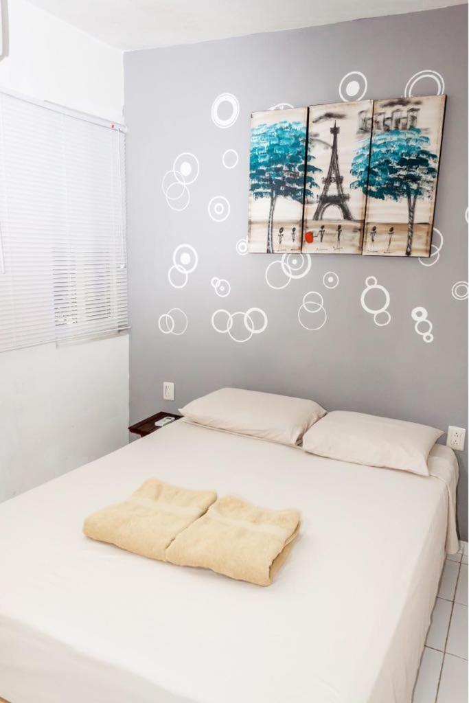 Апартаменты (Апартаменты с 1 спальней), Apartment & Studio 28