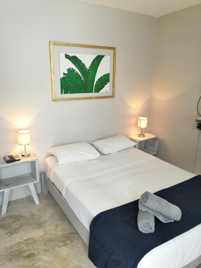 Апартаменты (Улучшенные апартаменты), Apartment & Studio 28