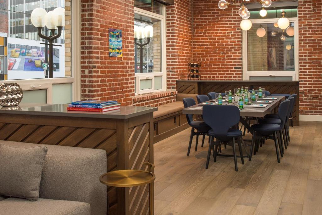 Сьюит (Люкс с 1 спальней), The Mark Spencer Hotel