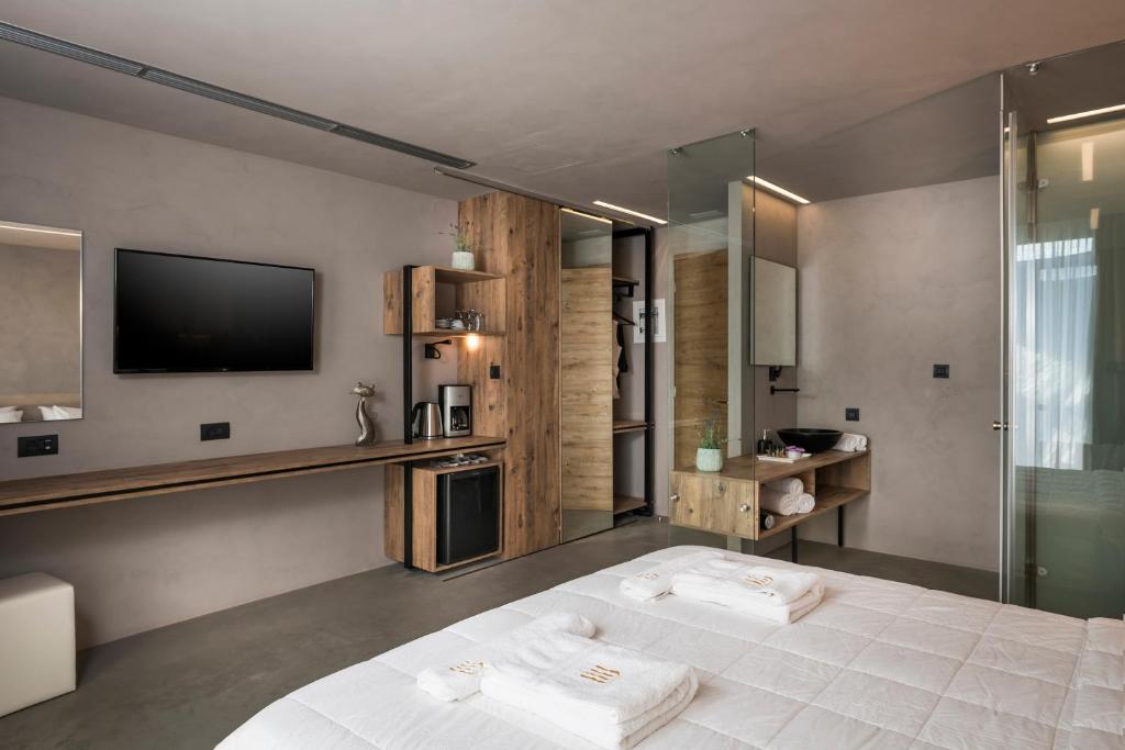 Icarus Hotel photo 4